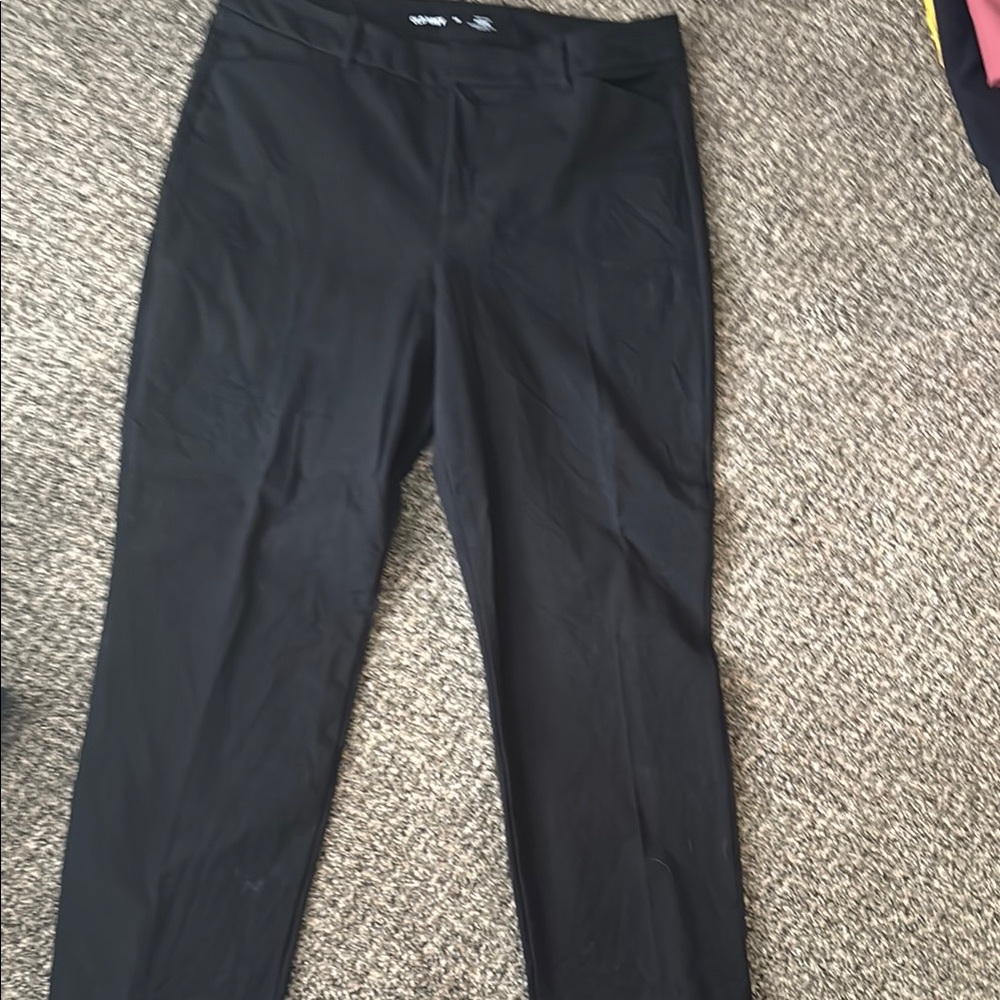 Black Poplin pant, Old Navy High Rise Pixie